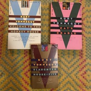 Kurt Vonnegut books, cat’s cradle slaughter house 5 welcome to the monkey house